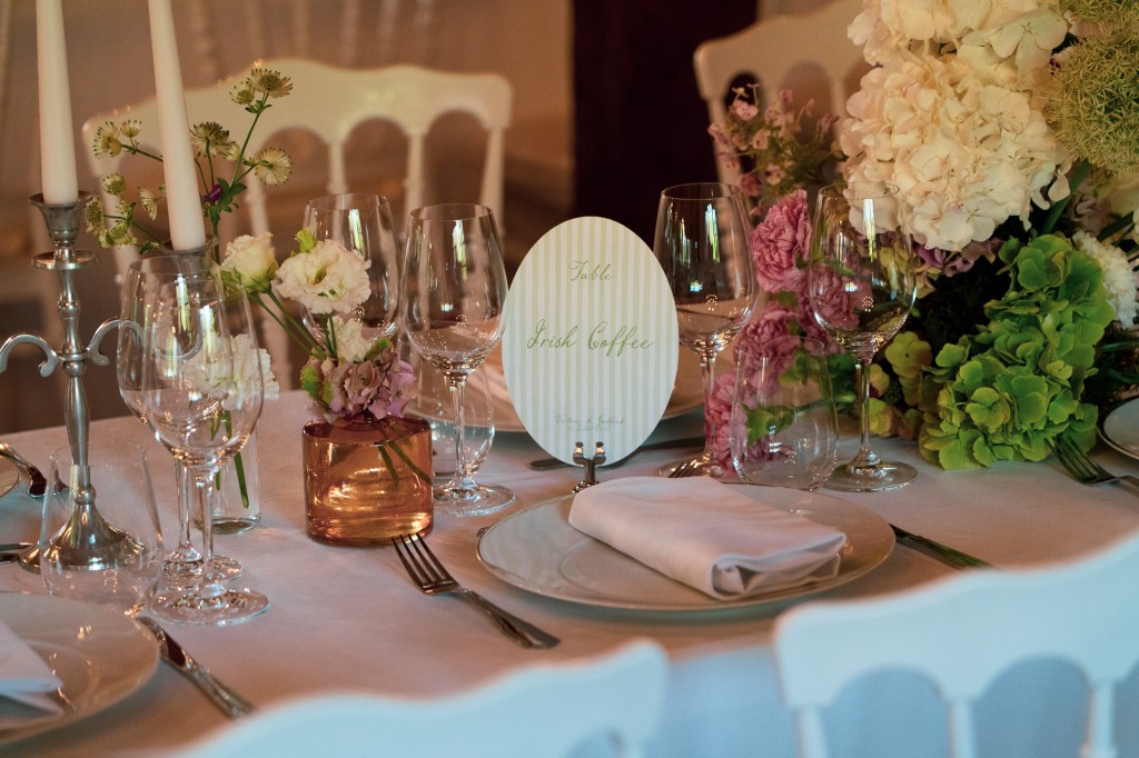 Décoration de table des mariés